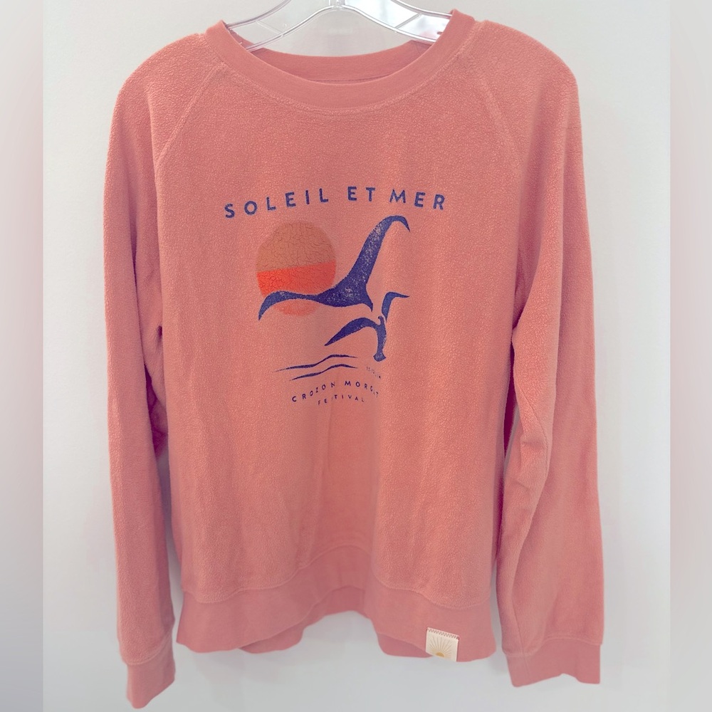 Faherty Coral Sweatshirt with Blue Graphic